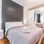 Desire Flat - Vatican City - Metro Cipro And Wifi